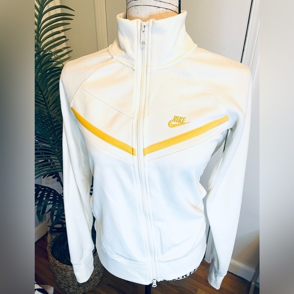 NIKE Retro Tracksuit Jacket Front Full Zip - Picture 1 of 9